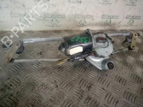 Used Front wiper motor OPEL CORSA B (S93) 1.2 i (F08, F68, M68) (45 hp) 4528443