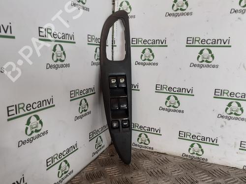 Used Left front window switch NISSAN PRIMERA Hatchback (P12) [2002-2025]  12452972