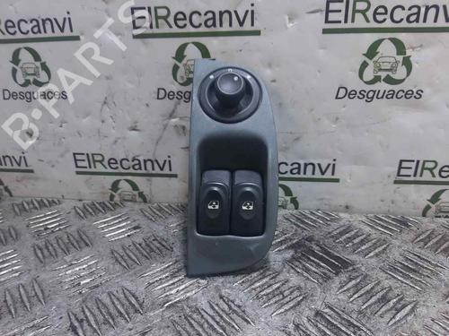 Used Left front window switch RENAULT MEGANE I (BA0/1_) 1.9 D Eco (BA0A, BA0U, BA0R) (64 hp) 15107765