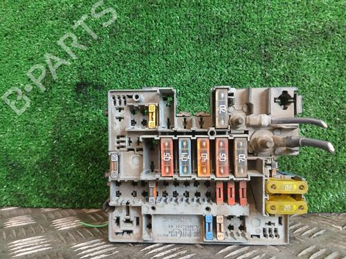 Used Fuse box Fuse box CITROËN XSARA (N1) 1.6 16V (109 hp) 33994750 33994750