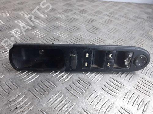 Used Left front window switch PEUGEOT 307 SW (3H) [2002-2009]  6032042