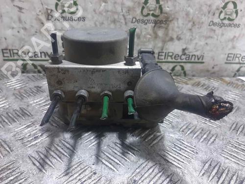 Used ABS pump RENAULT CLIO III (BR0/1, CR0/1) [2005-2014]  16657010