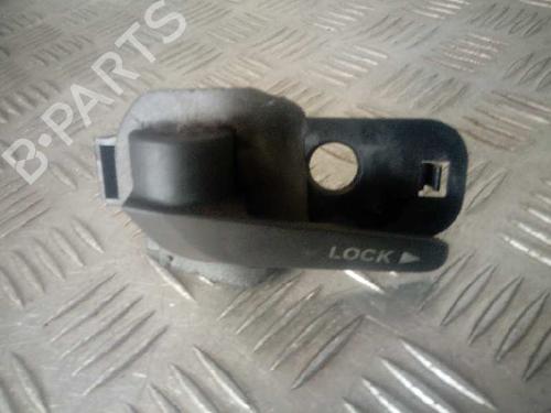 Maneta interior delantera izquierda FIAT DOBLO MPV (119_, 223_) 1.3 D Multijet (84 hp) 4524380