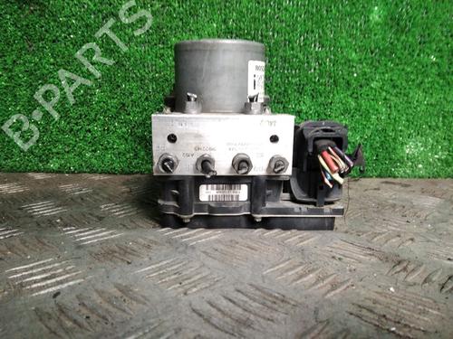 Used ABS pump FIAT GRANDE PUNTO (199_) 1.3 D Multijet (199.AXD11, 199.AXD1A, 199.AXD1B,... (90 hp) 31753402