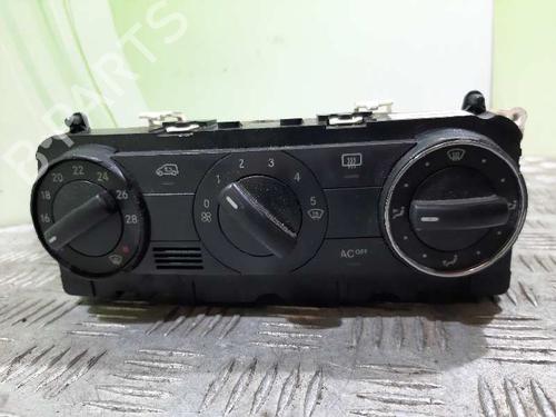 Commande Chauffage MERCEDES-BENZ A-CLASS (W169) A 180 CDI (169.007, 169.307) (109 hp) 6646095