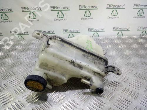 Ekspansjonstank TOYOTA YARIS (_P1_) 1.4 D-4D (NLP10_, NLP10R) (75 hp) 4535270