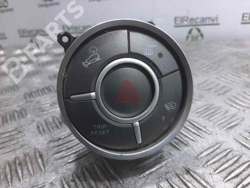 Used Warning switch Warning switch SSANGYONG KYRON 2.0 Xdi (141 hp) 6967648 6967648