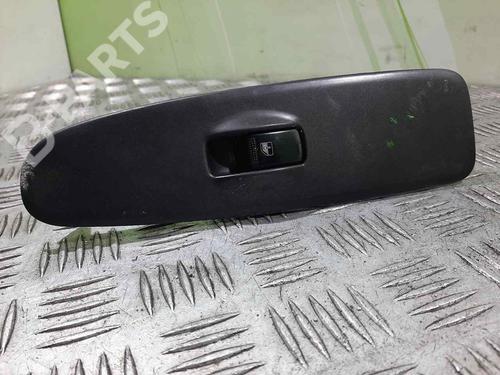 Used Right front window switch Right front window switch HYUNDAI ELANTRA III (XD) 1.6 (107 hp) 8687146 8687146