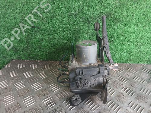 Used ABS pump RENAULT MEGANE II (BM0/1_, CM0/1_) 1.5 dCi (BM02, BM13, BM2A, CM02, CM13) (101 hp) 31958359