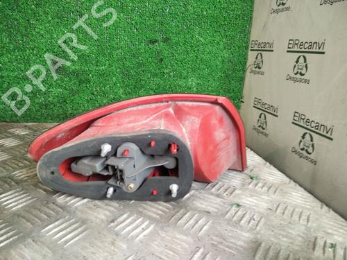 Right taillight ALFA ROMEO 147 (937_) 1.9 JTD 16V (937.AXG1B, 937.BXG1B) | BP28581960C35