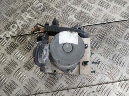 Used ABS pump RENAULT SCÉNIC II (JM0/1_) [2003-2010]  18916171