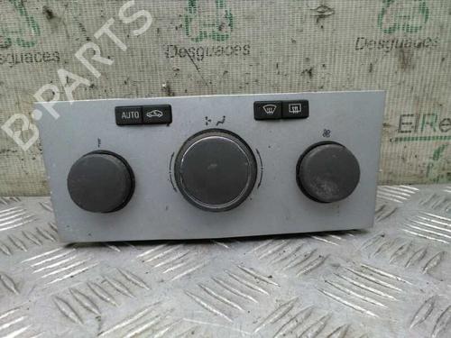 AC Styreenhet / Manøvreringsenhet OPEL ASTRA H GTC (A04) [2005-2010]  10196975