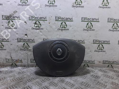Used Driver airbag RENAULT KANGOO (KC0/1_) 1.5 dCi (KC08, KC09) (82 hp) 18258490