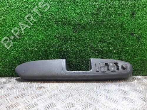 Venstre Foran elrute bryter AUDI A4 B6 Avant (8E5) [2000-2005]  25785481