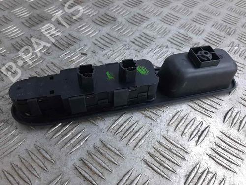 Left front window switch PEUGEOT 307 Break (3E) | BP8361681I27