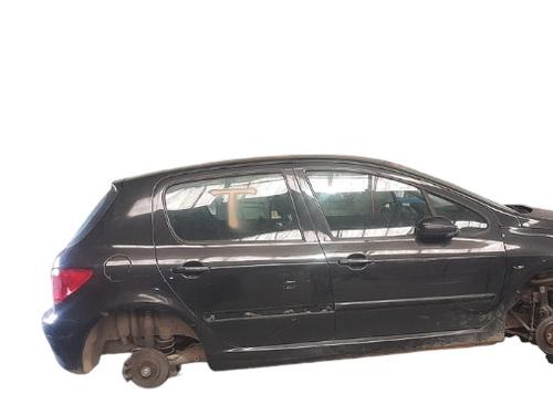 Fuse box PEUGEOT 307 (3A/C) | BP21536957E1