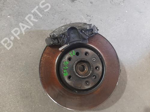 Used Left front steering knuckle OPEL ZAFIRA / ZAFIRA FAMILY B (A05) [2005-2019]  20936813