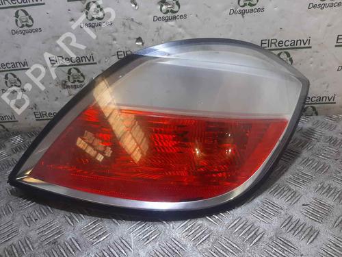 Højre baglygte OPEL ASTRA H (A04) [2004-2014]  18055329