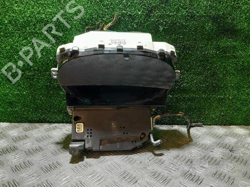 Used Instrument cluster TOYOTA YARIS (_P1_) 1.0 (SCP10_, SCP10R) (68 hp) 24963736