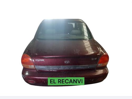 Right headlight HYUNDAI SONATA IV (EF) 2.0 16V | BP29477175C29