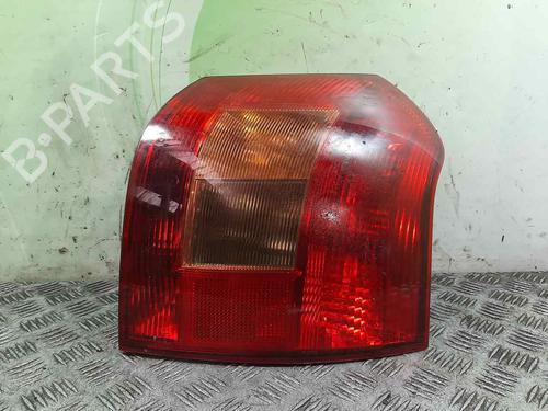 Used Right taillight TOYOTA COROLLA (_E12_) 2.0 D-4D (CDE120R, CDE120L_) (116 hp) 18268929