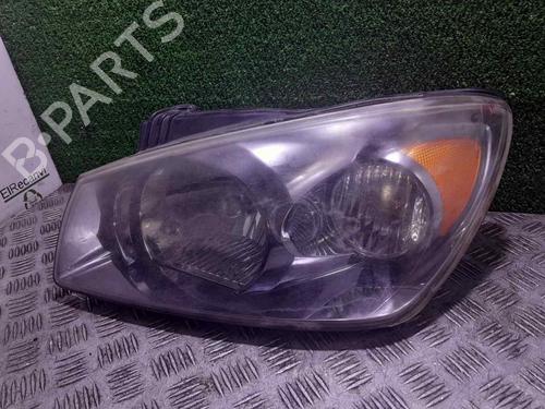 Koplamp links KIA CERATO I Saloon (LD) 2.0 (143 hp) 22355697