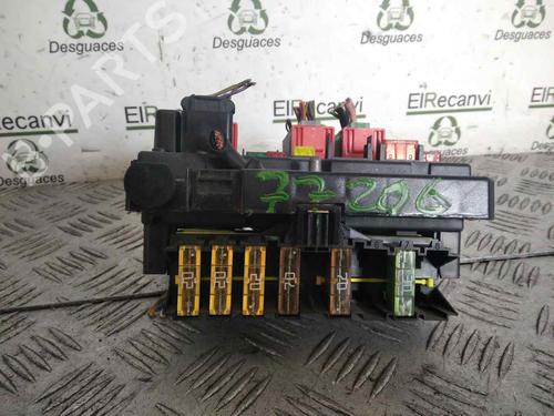 Fuse box PEUGEOT 206+ (2L_, 2M_) 1.4 i (2LKFWA, 2MKFWA) | BP17013996E1 