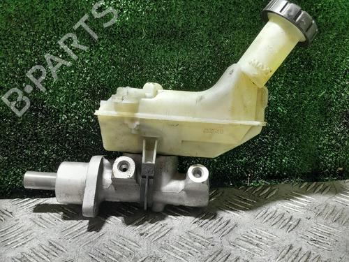 Used Brake master cylinder RENAULT CLIO III Grandtour (KR0/1_) [2007-2026]  29447438