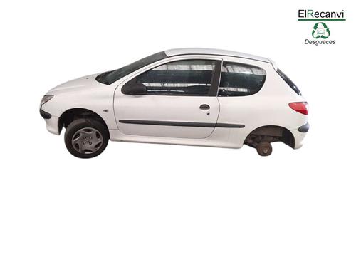 Left mirror PEUGEOT 206 Hatchback (2A/C) 1.9 D | BP22334827C26