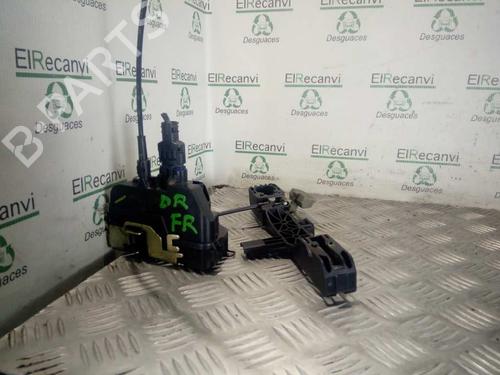 Høyre bak lås RENAULT ESPACE IV (JK0/1_) 2.2 dCi (JK0H) (150 hp) 4546362