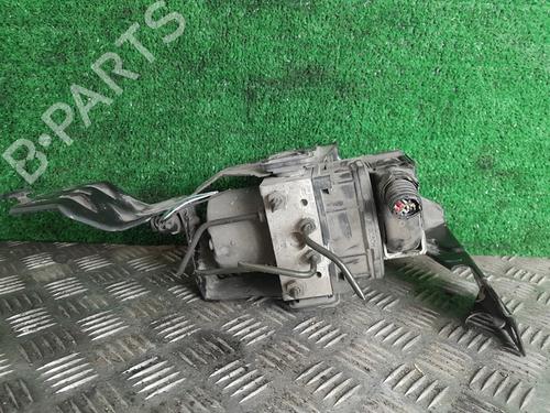 Used ABS pump FORD MONDEO III (B5Y) [2000-2007]  31671708
