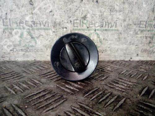 Commande de phare SKODA OCTAVIA I (1U2) 1.9 TDI (100 hp) 5648311