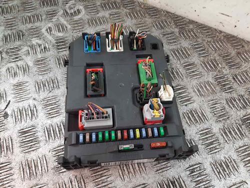 Used Fuse box CITROËN C3 II (SC_) [2009-2025]  17914911