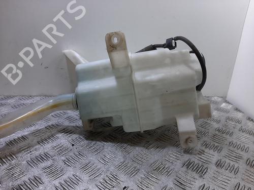Used Windscreen washer tank TOYOTA PRIUS (_W3_) 1.8 Hybrid (ZVW3_) (99 hp) 30735280