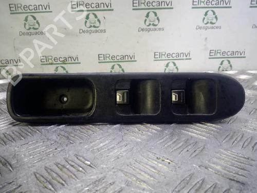 Used Left front window switch PEUGEOT 307 (3A/C) 1.6 HDi (90 hp) 4540565