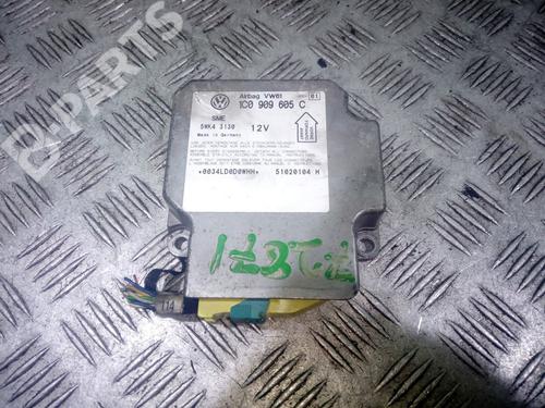 Used ECU airbags ECU airbags VW PASSAT B5.5 Variant (3B6) [2000-2005] 9844563 9844563