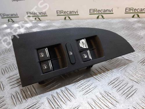 Used Left front window switch SEAT LEON (1P1) [2005-2013]  9825937