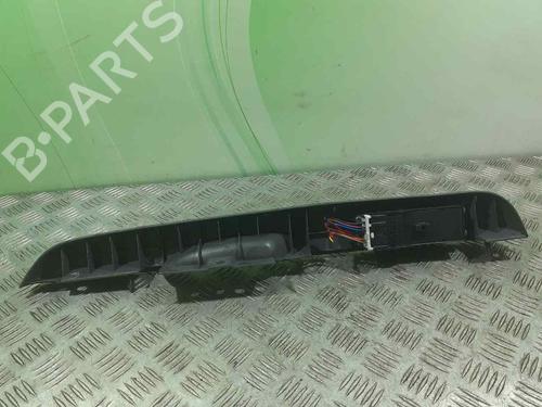 Left front window switch NISSAN MICRA II (K11) 1.0 i 16V (K11) | BP7017994I27