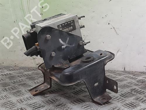 Used ABS pump CITROËN XANTIA (X2) [1998-2003]  16213783