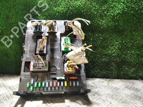 Used Fuse box CITROËN C4 I (LC_) [2004-2014]  29183973