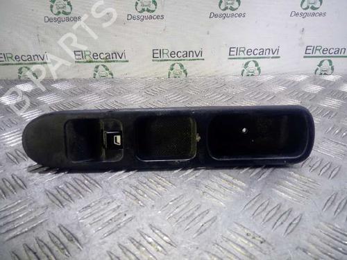 Used Right front window switch PEUGEOT 307 (3A/C) 1.6 HDi (90 hp) 4540566