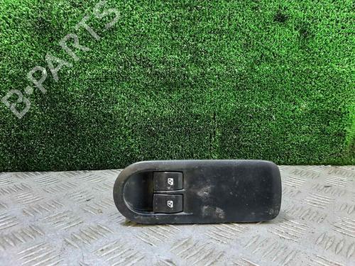 Used Left front window switch RENAULT MEGANE II (BM0/1_, CM0/1_) 1.5 dCi (BM02, BM13, BM2A, CM02, CM13) (101 hp) 26711514