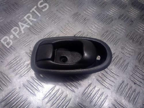 Venstre bagtil invendig håndtag HYUNDAI LANTRA I (J-1) [1990-1995]  4521393