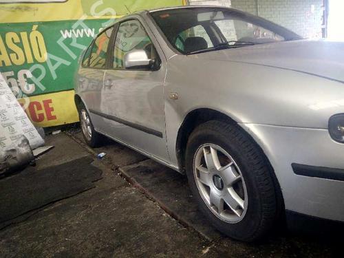 Høyre foran utvendig håndtak SEAT LEON (1M1) | BP4540192C129