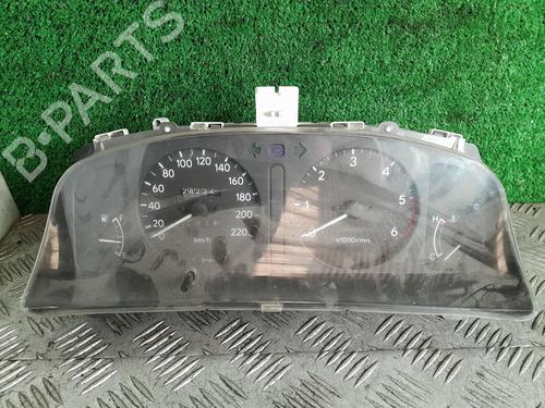 Quadrante Quadrante TOYOTA COROLLA Compact (_E11_) 2.0 D-4D (CDE110_, CDE110R) (90 hp) 35944806 35944806