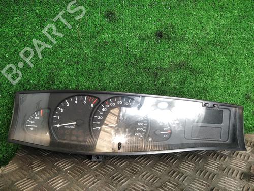 Used Instrument cluster OPEL OMEGA B (V94) [1994-2005]  31382599