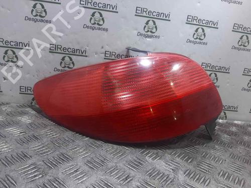 Used Left taillight PEUGEOT 206 Hatchback (2A/C) [1998-2012]  15054027
