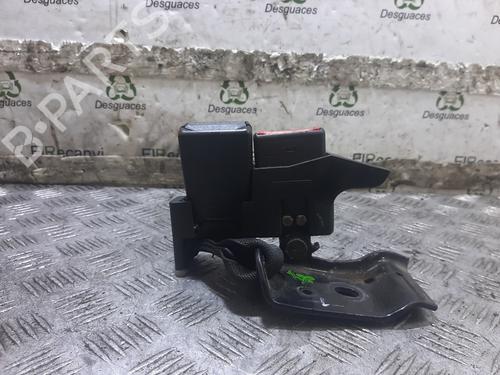 Used Seat buckle RENAULT CLIO II (BB_, CB_) [1998-2016]  29338307