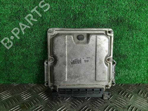 Used Engine control unit (ECU) PEUGEOT EXPERT Van (222) 1.9 TD (90 hp) 30200627