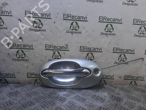 Used Front right exterior door handle KIA CARNIVAL II (GQ) 2.9 CRDi (144 hp) 18085456